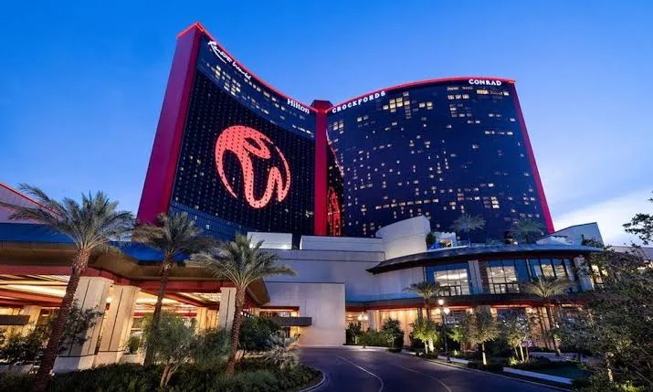 iGaming demo round reading on a resort leisure screen